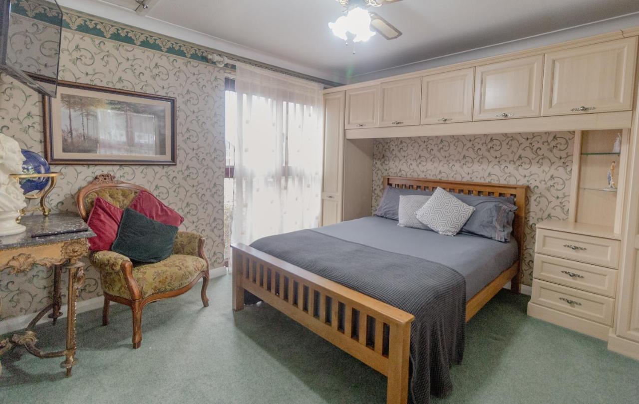 Palm Bay'S Luxury Bungalow - Self Check In & Parking Villa Маргейт Екстериор снимка